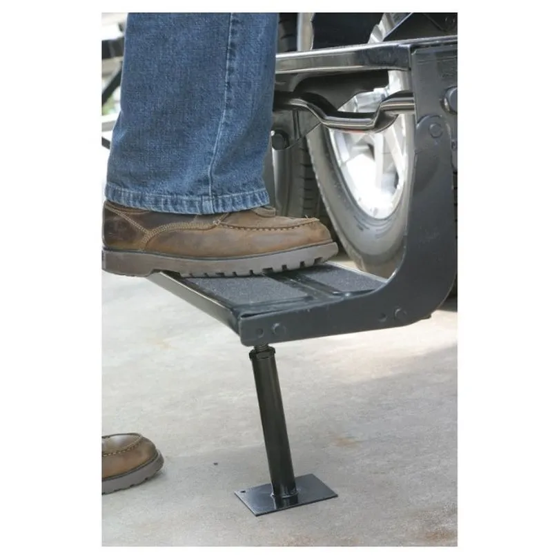 Self-Storing Step Stabilizer